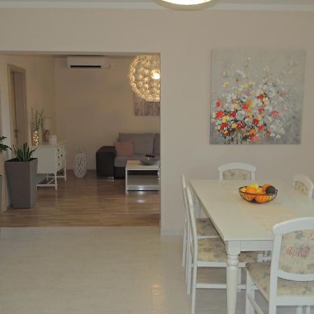 Apartment Ferara Betina  Dış mekan fotoğraf