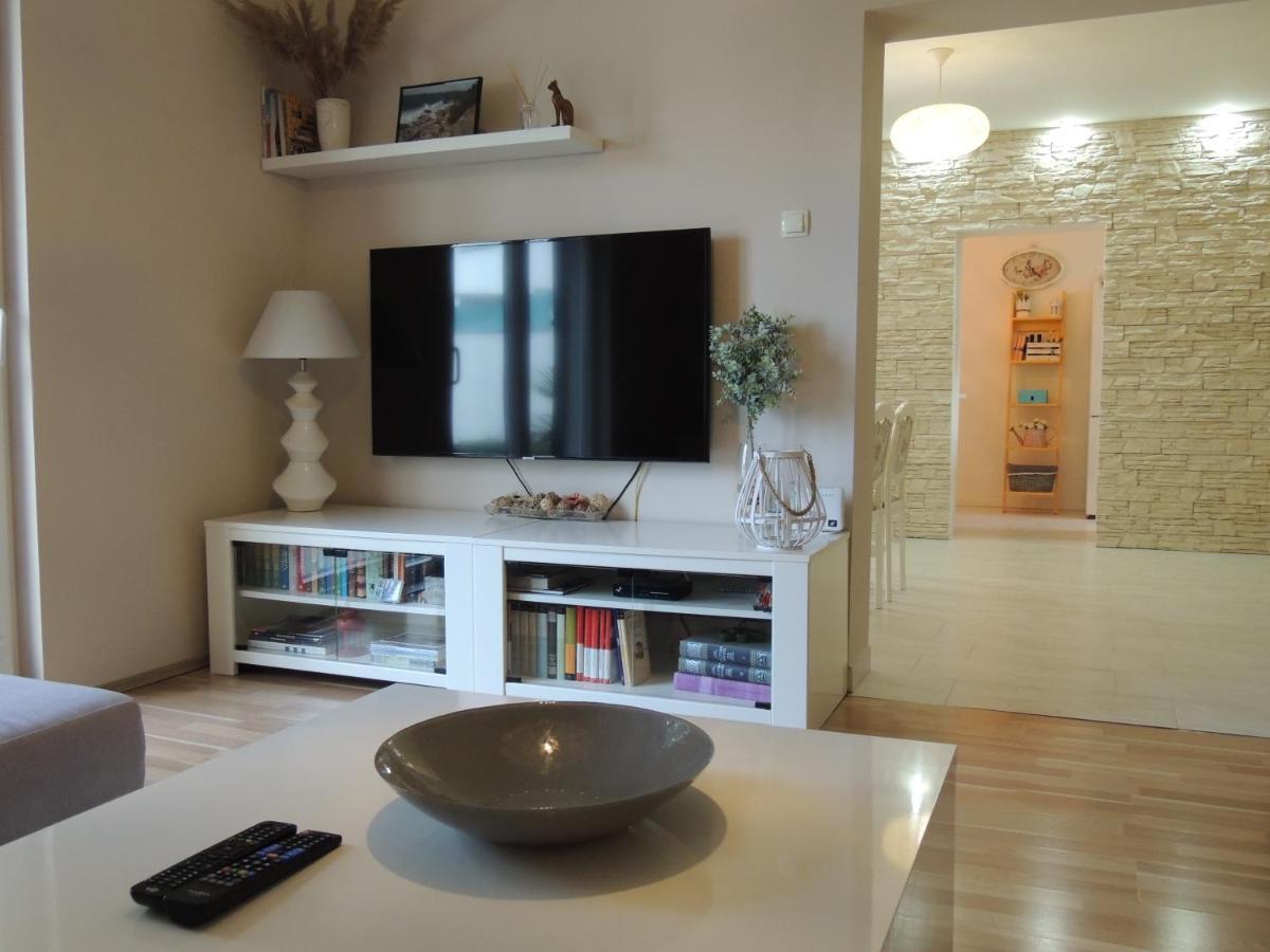 Apartment Ferara Betina  Dış mekan fotoğraf