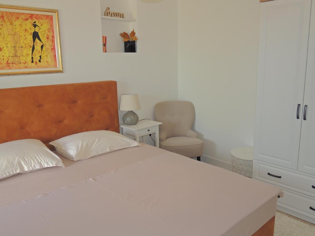 Apartment Ferara Betina  Dış mekan fotoğraf