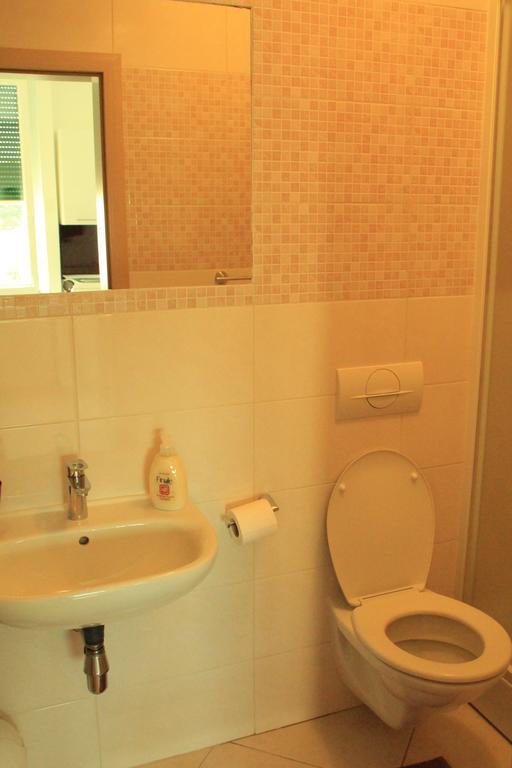 Apartment Ferara Betina  Oda fotoğraf