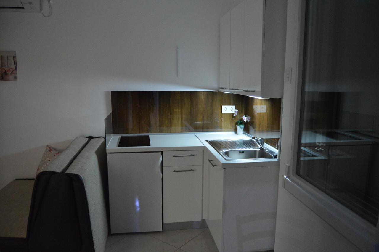 Apartment Ferara Betina  Dış mekan fotoğraf
